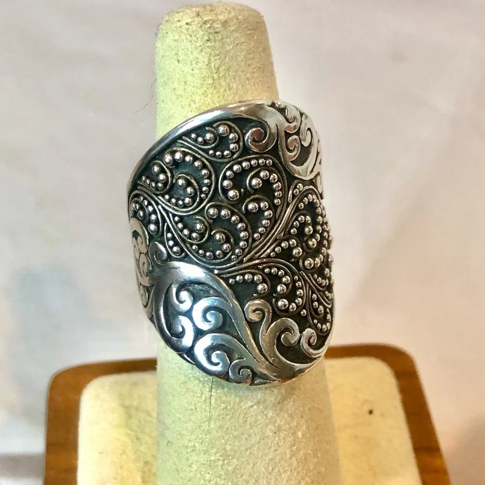 LOIS HILL Sterling Silver Oxidized Cigar Band Ring Granulated Cutout Design NWT - Picture 14 of 17